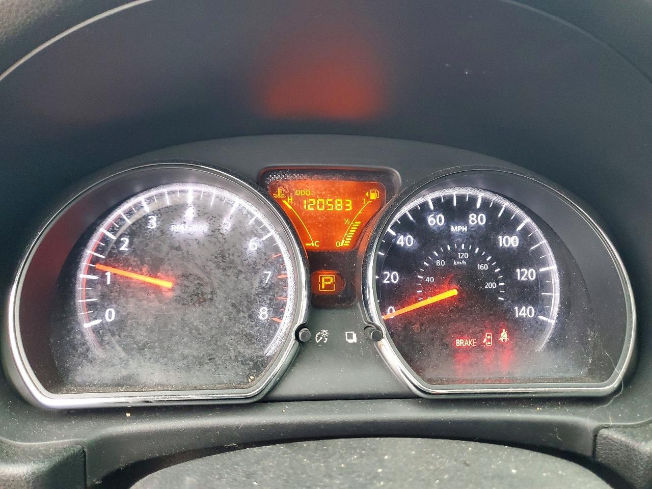 2013 NISSAN VERSA