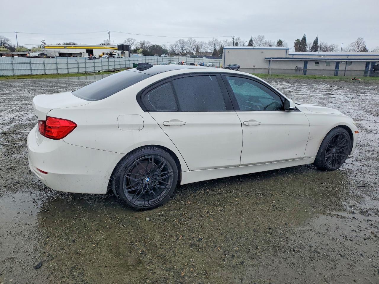 2014 BMW 3 SERIES