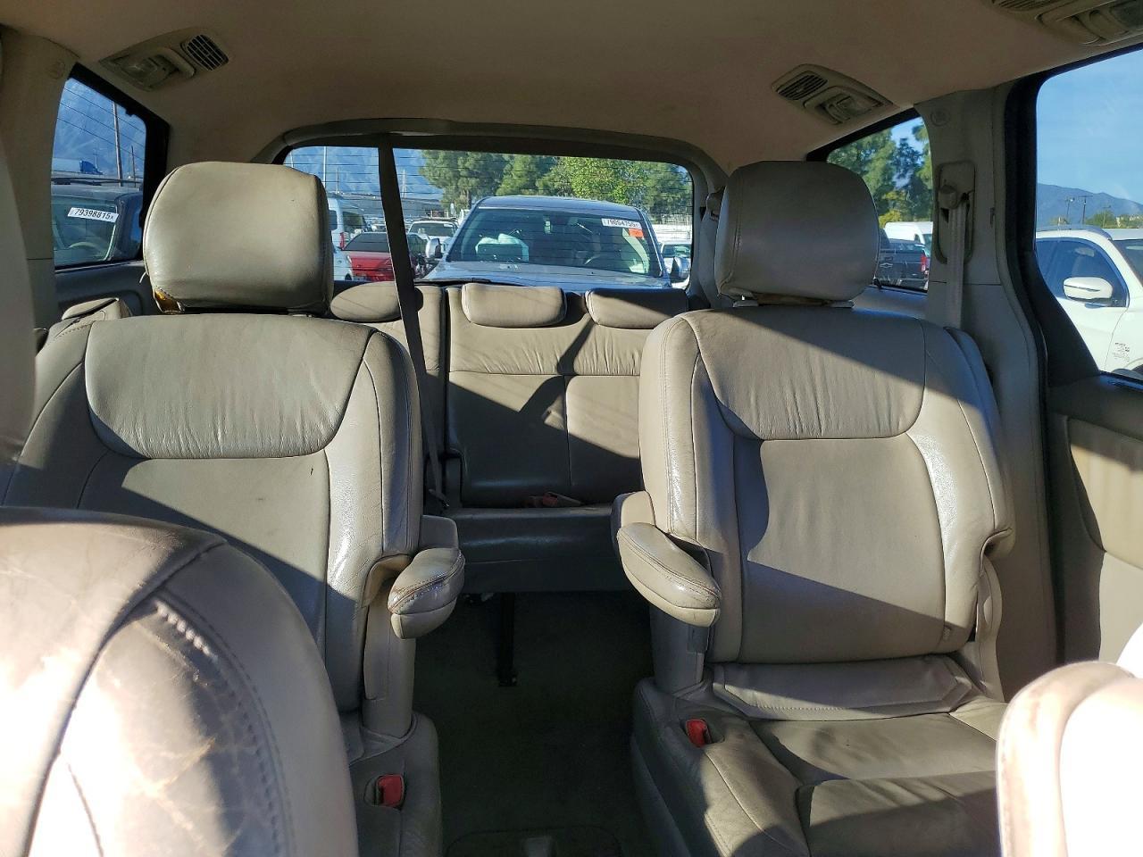 2004 TOYOTA SIENNA