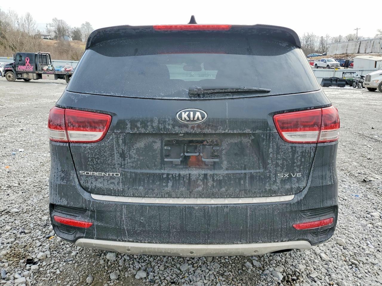 2016 KIA SORENTO