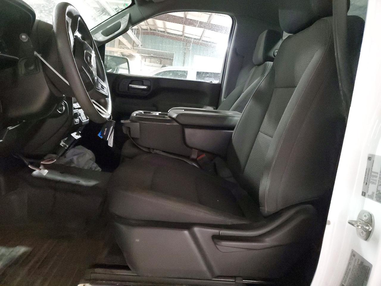 2024 GMC Sierra