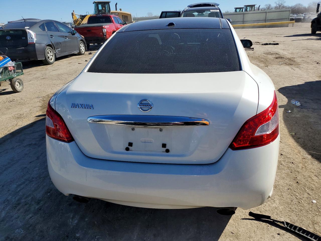2009 NISSAN Maxima