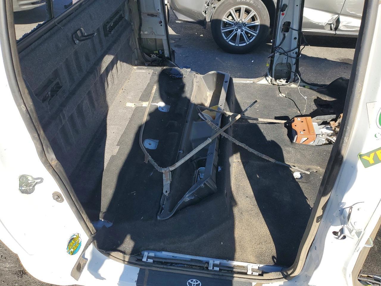 2016 TOYOTA TACOMA