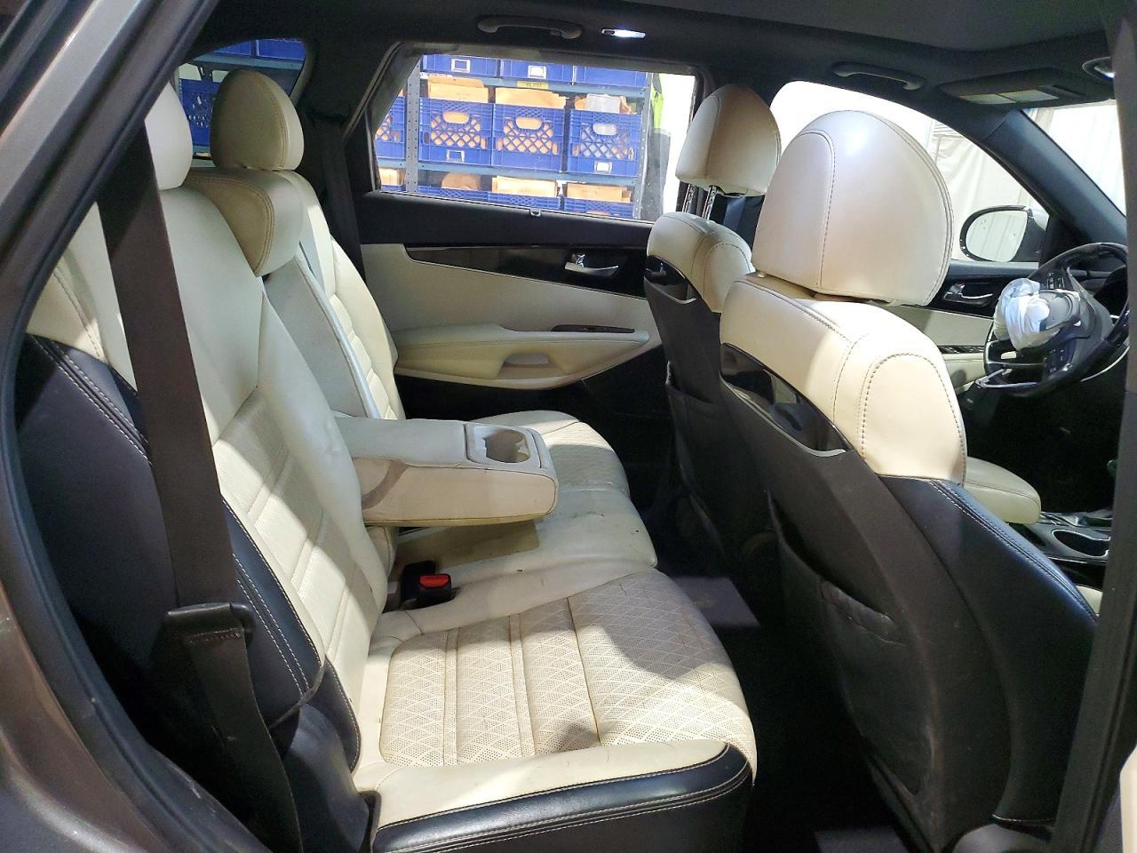 2018 KIA SORENTO