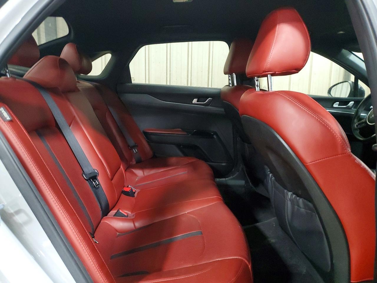 2023 KIA K5