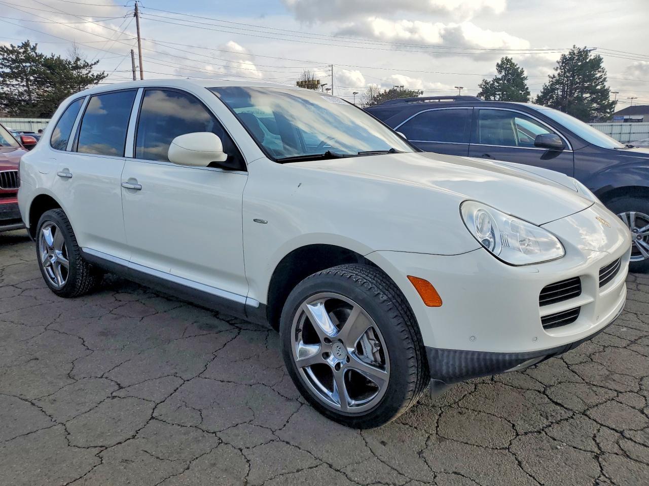 2004 PORSCHE CAYENNE