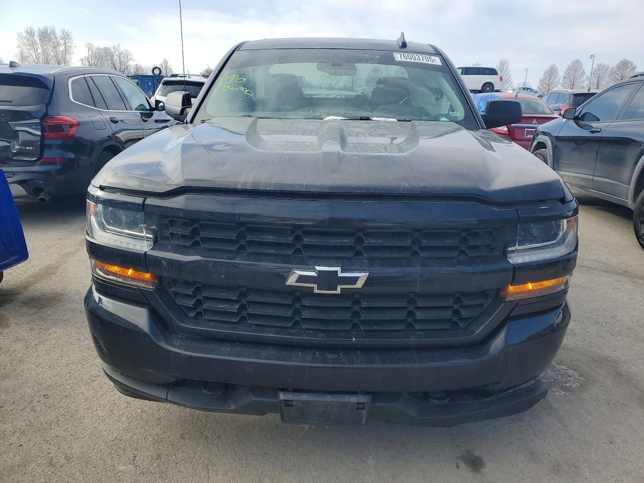 2018 CHEVROLET Silverado