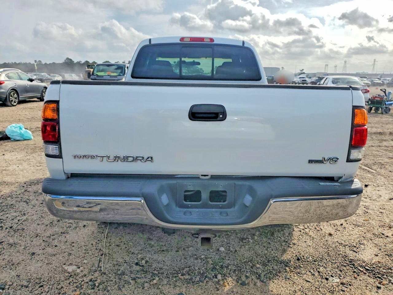 2004 TOYOTA TUNDRA