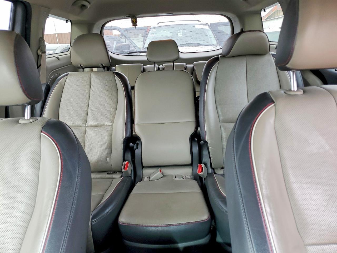 2017 KIA SEDONA