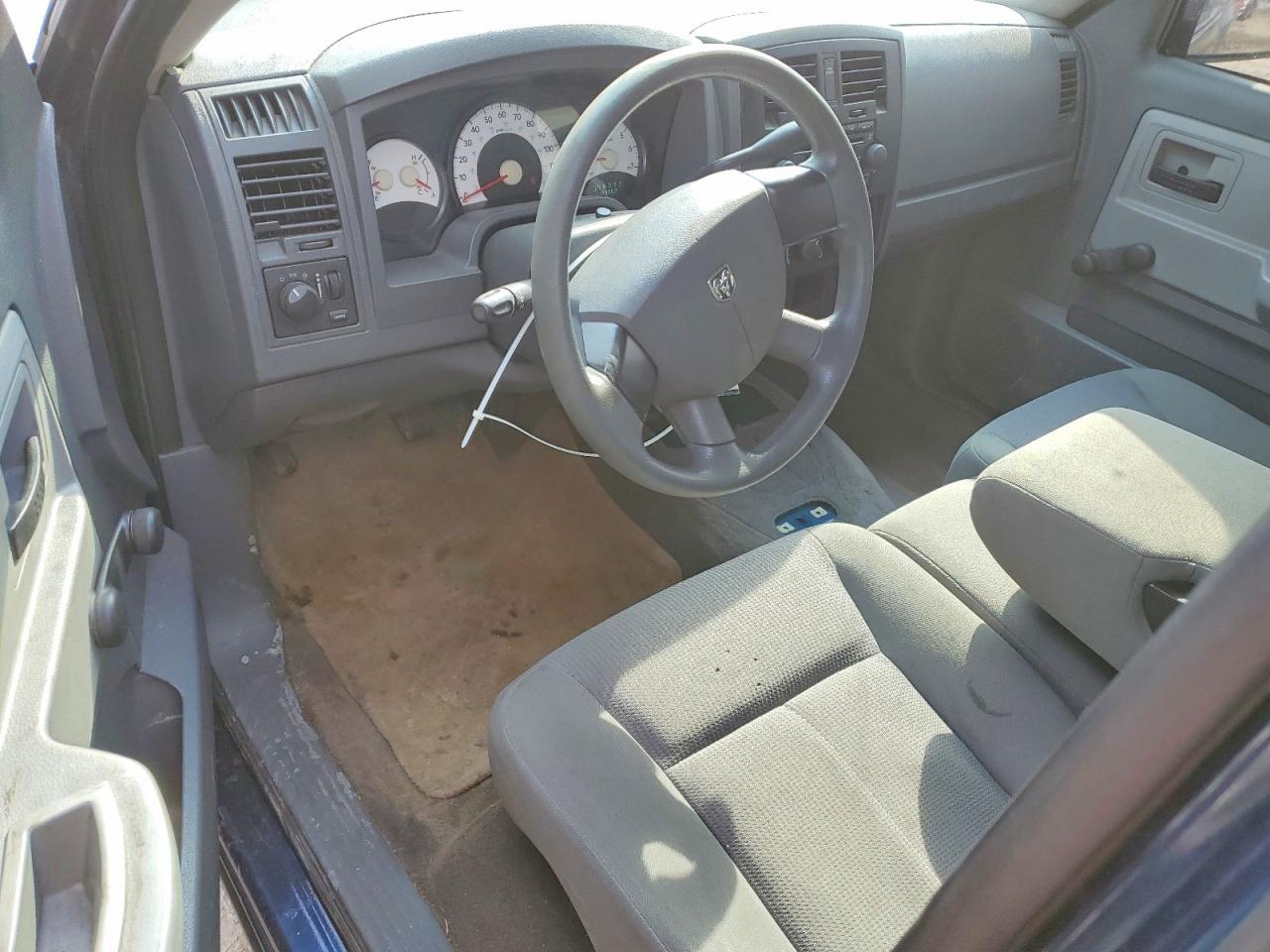 2006 DODGE Dakota