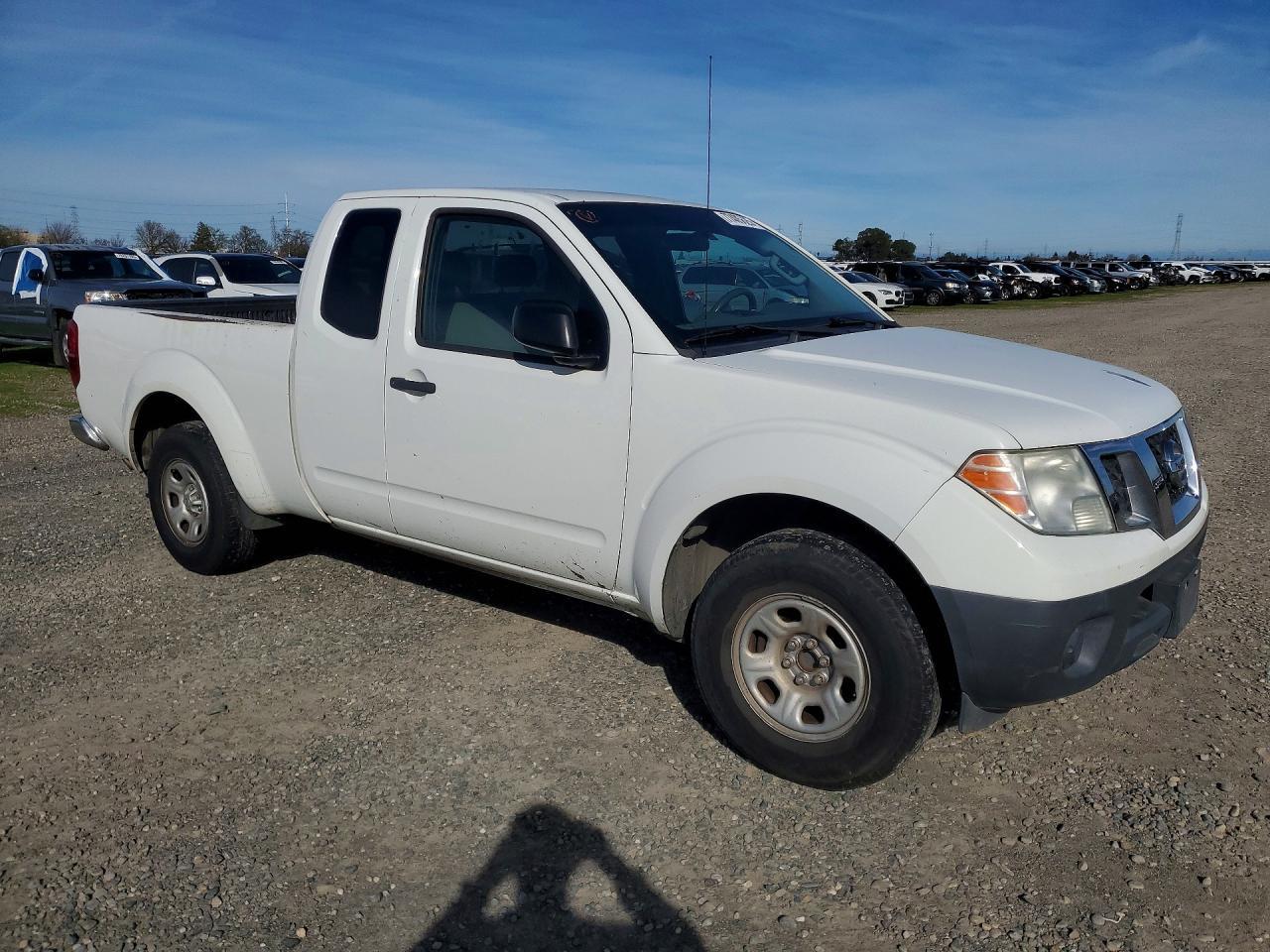 2016 NISSAN Frontier