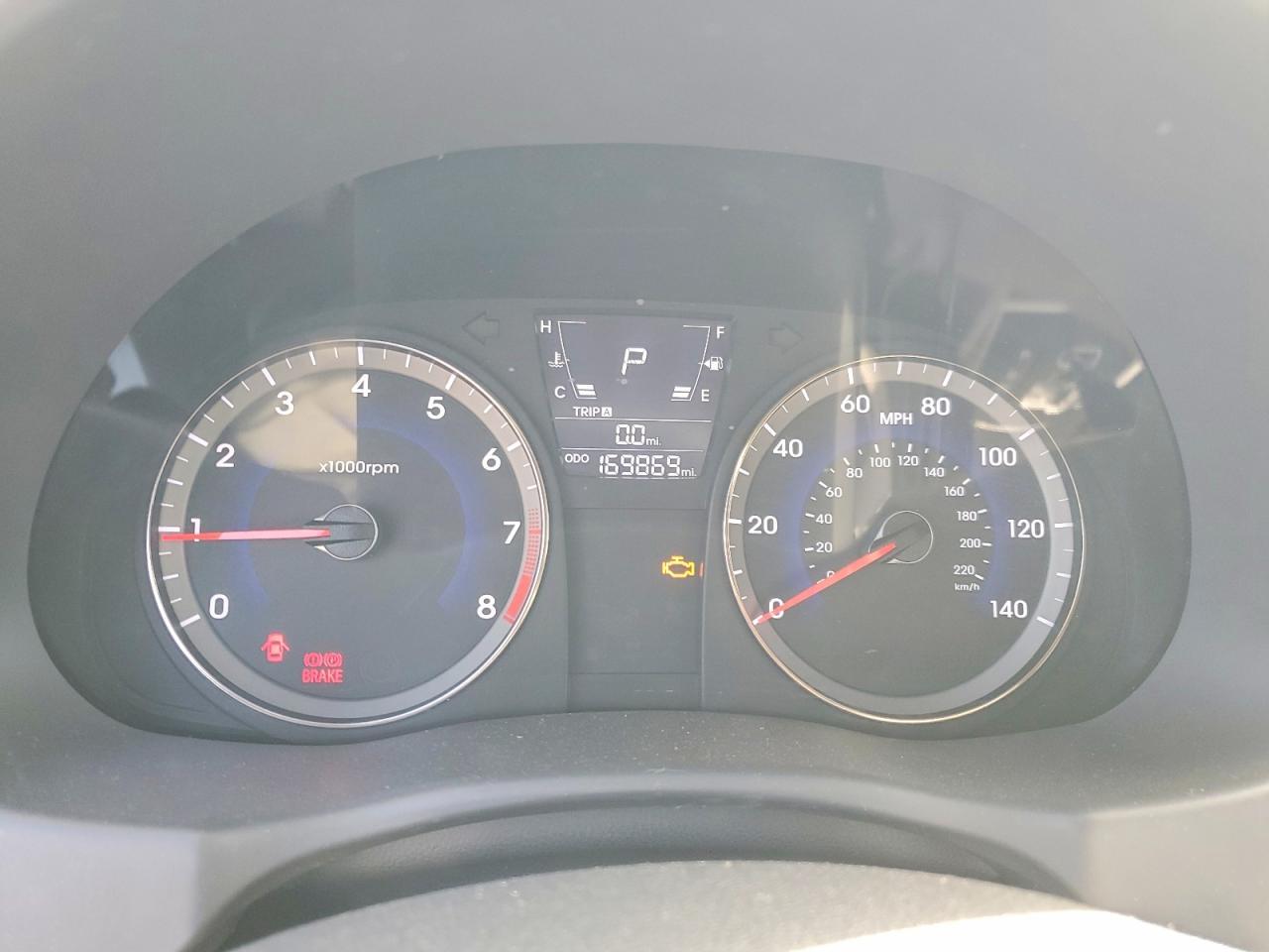 2012 HYUNDAI ACCENT