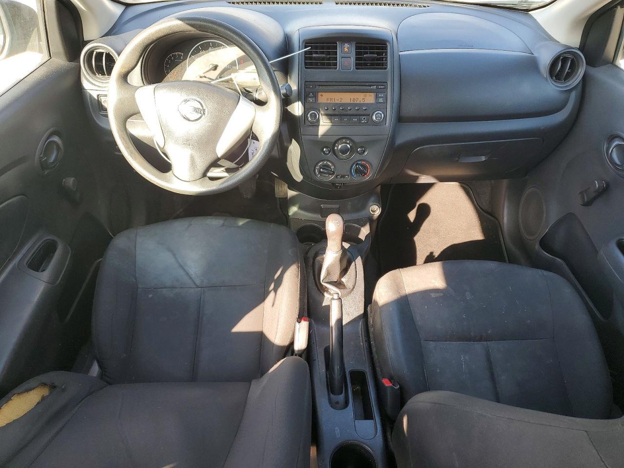 2017 NISSAN VERSA