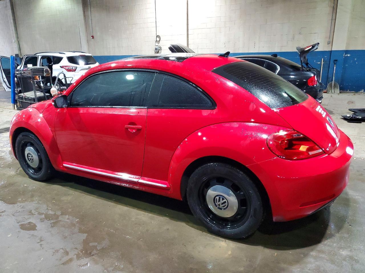 2012 VOLKSWAGEN Beetle