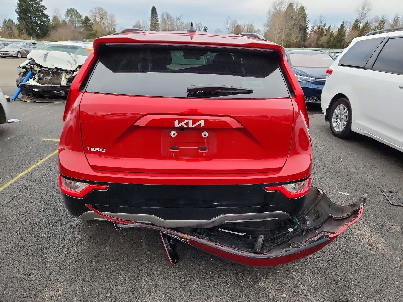 2023 KIA Niro