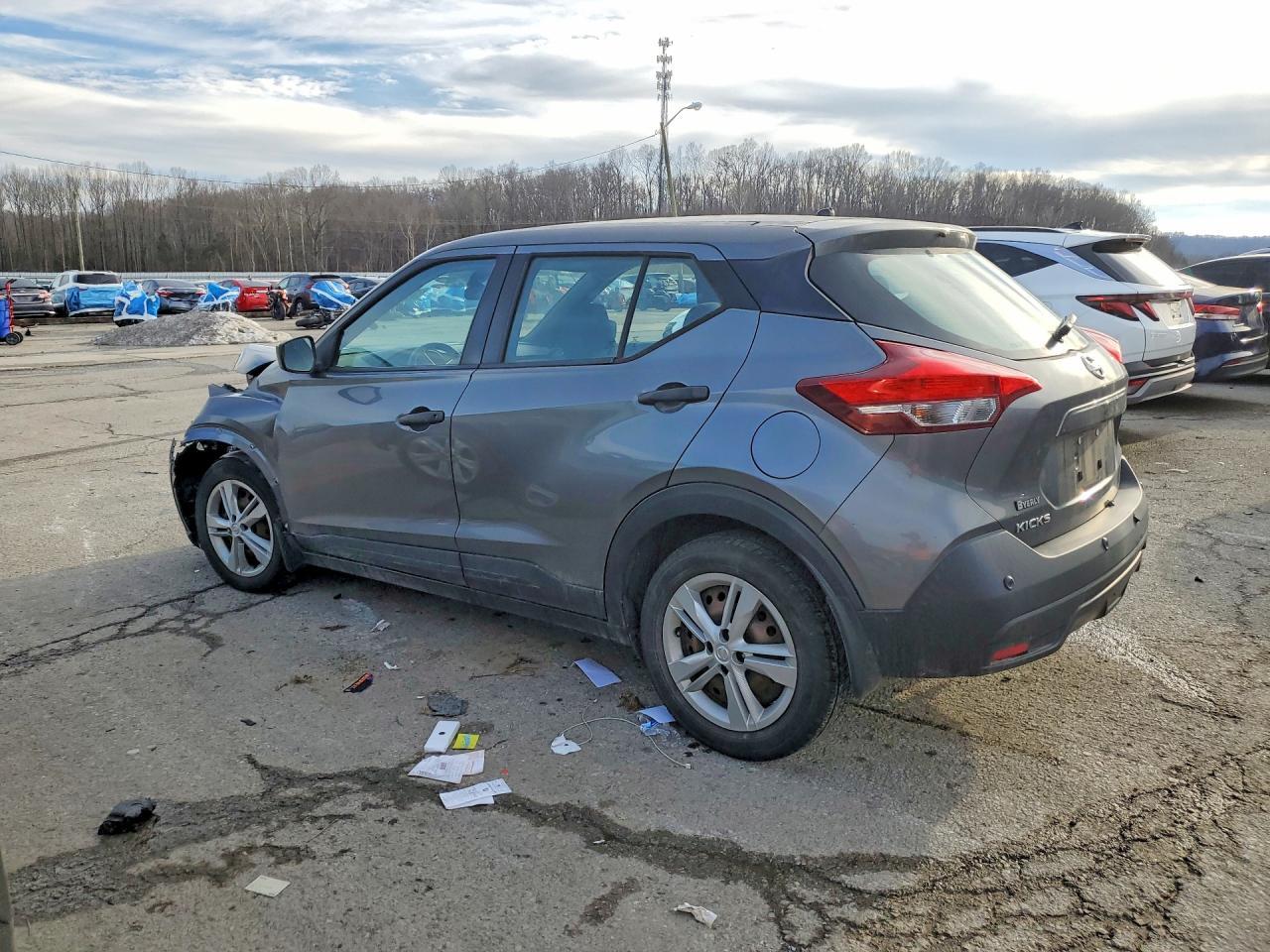 2020 NISSAN KICKS