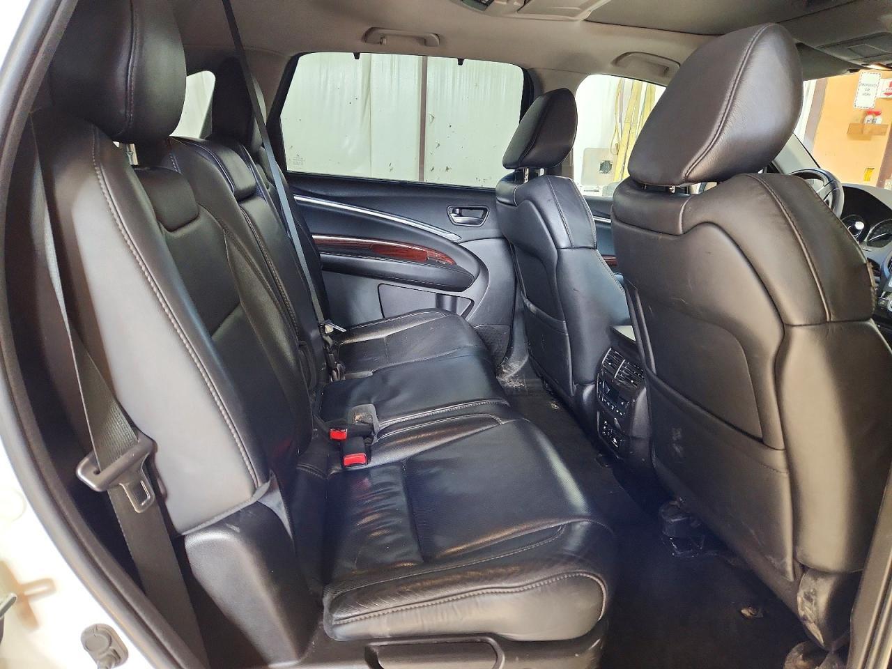 2015 ACURA MDX