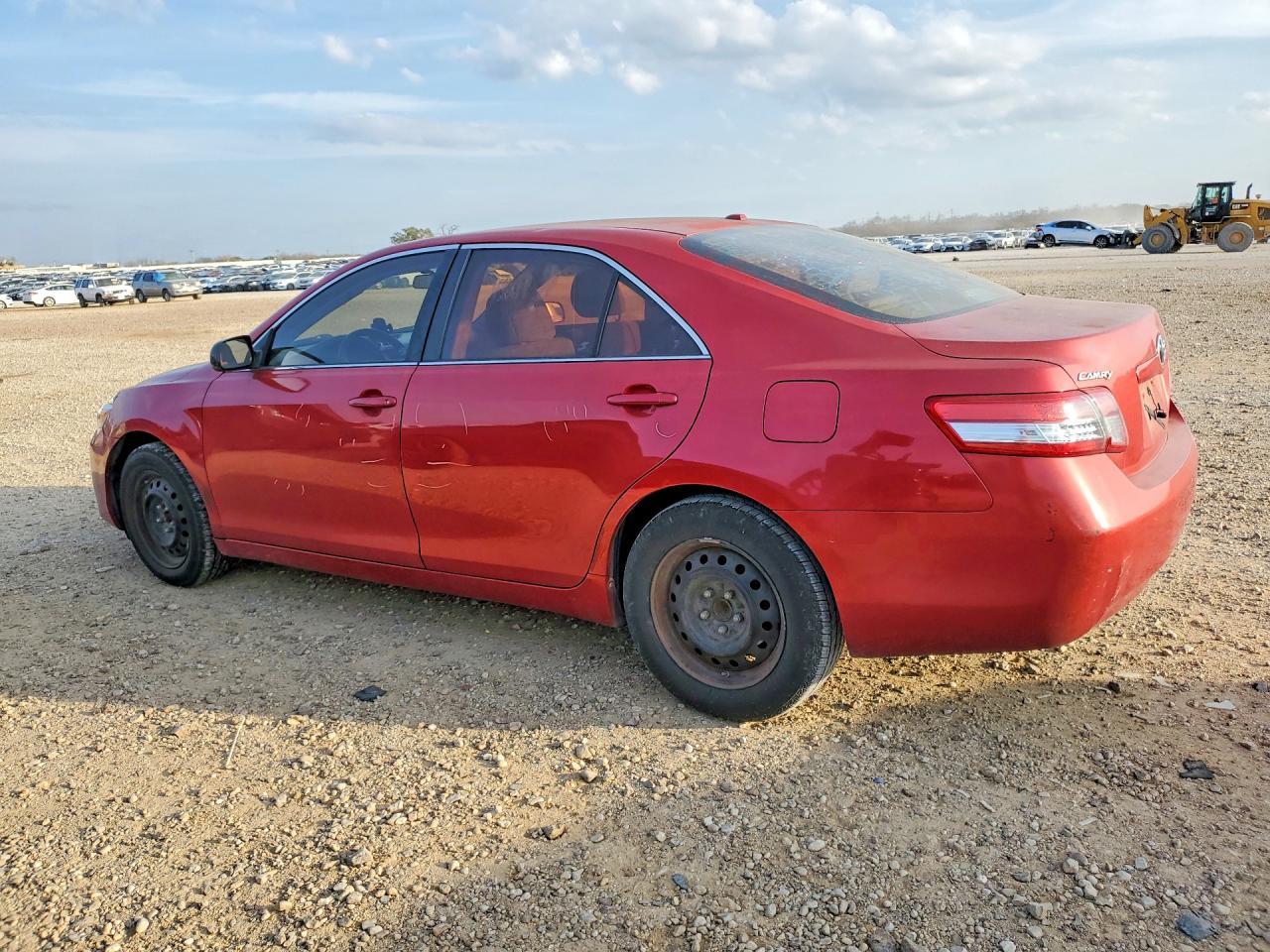 2011 TOYOTA CAMRY