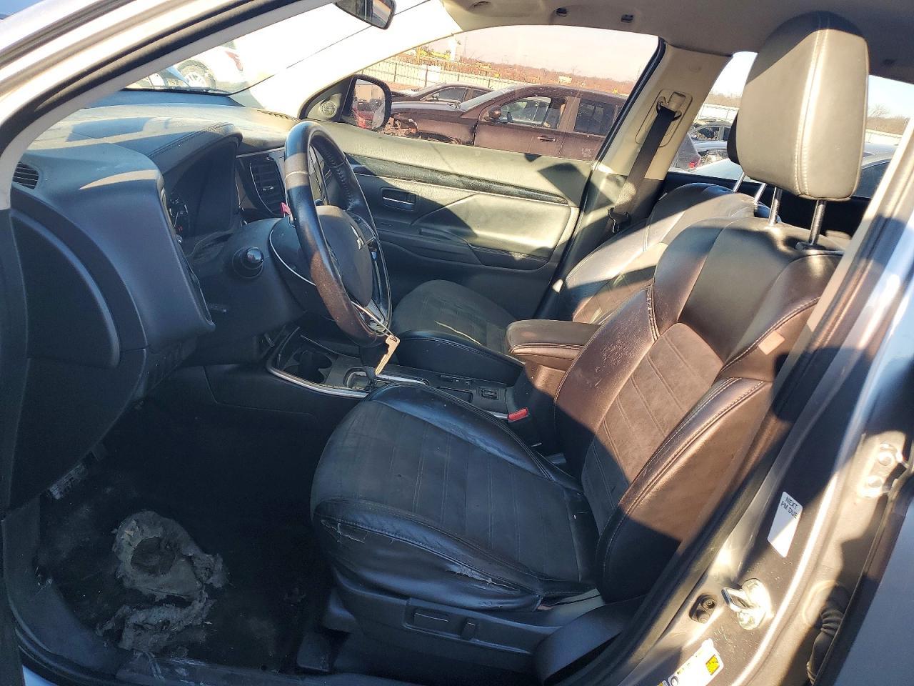 2019 MITSUBISHI outlander