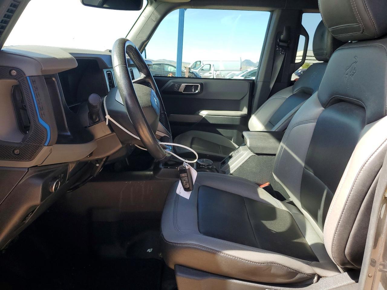 2022 FORD Bronco