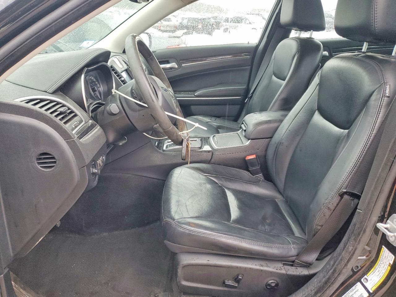 2016 CHRYSLER 300