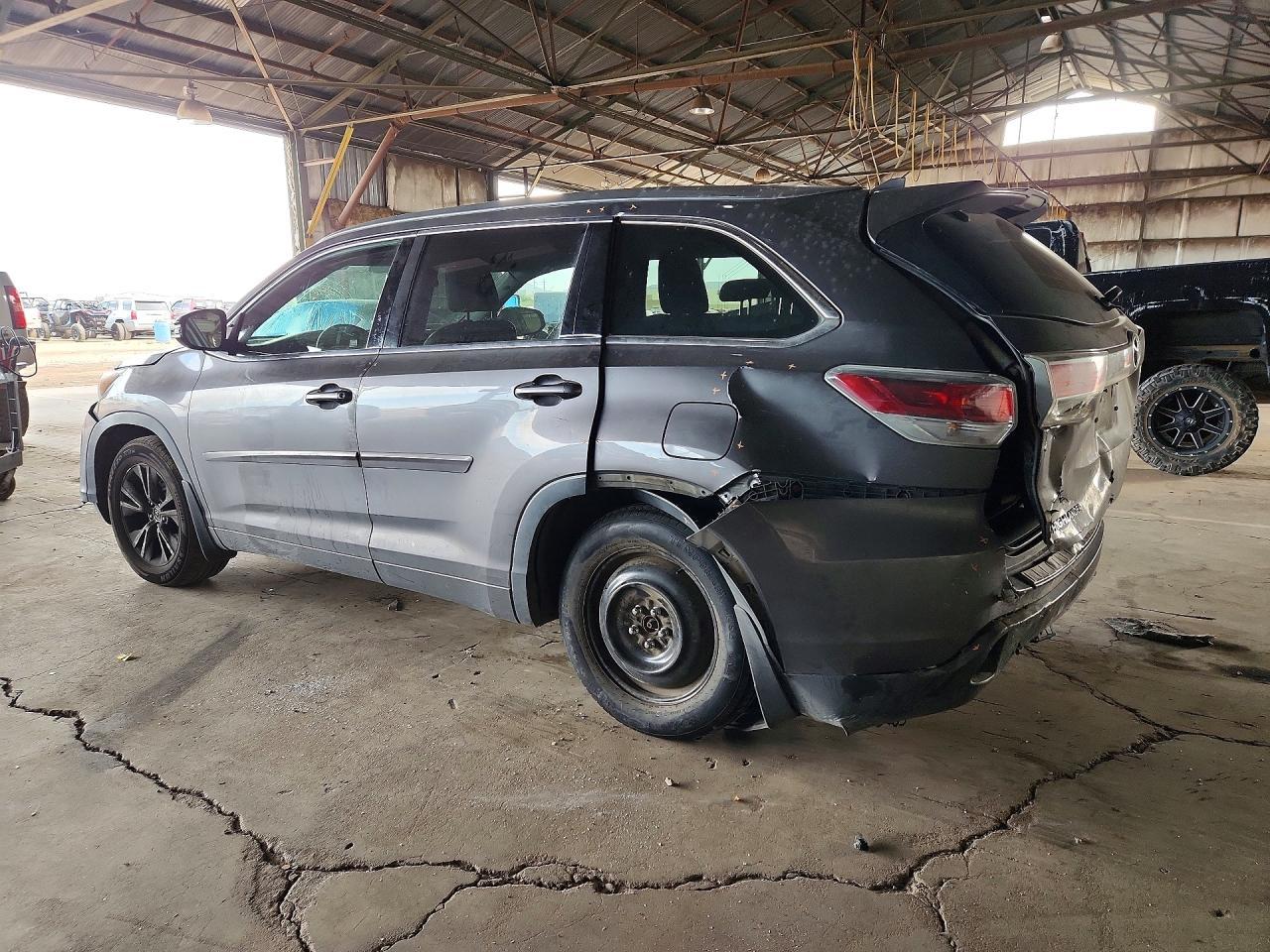 2015 TOYOTA HIGHLANDER