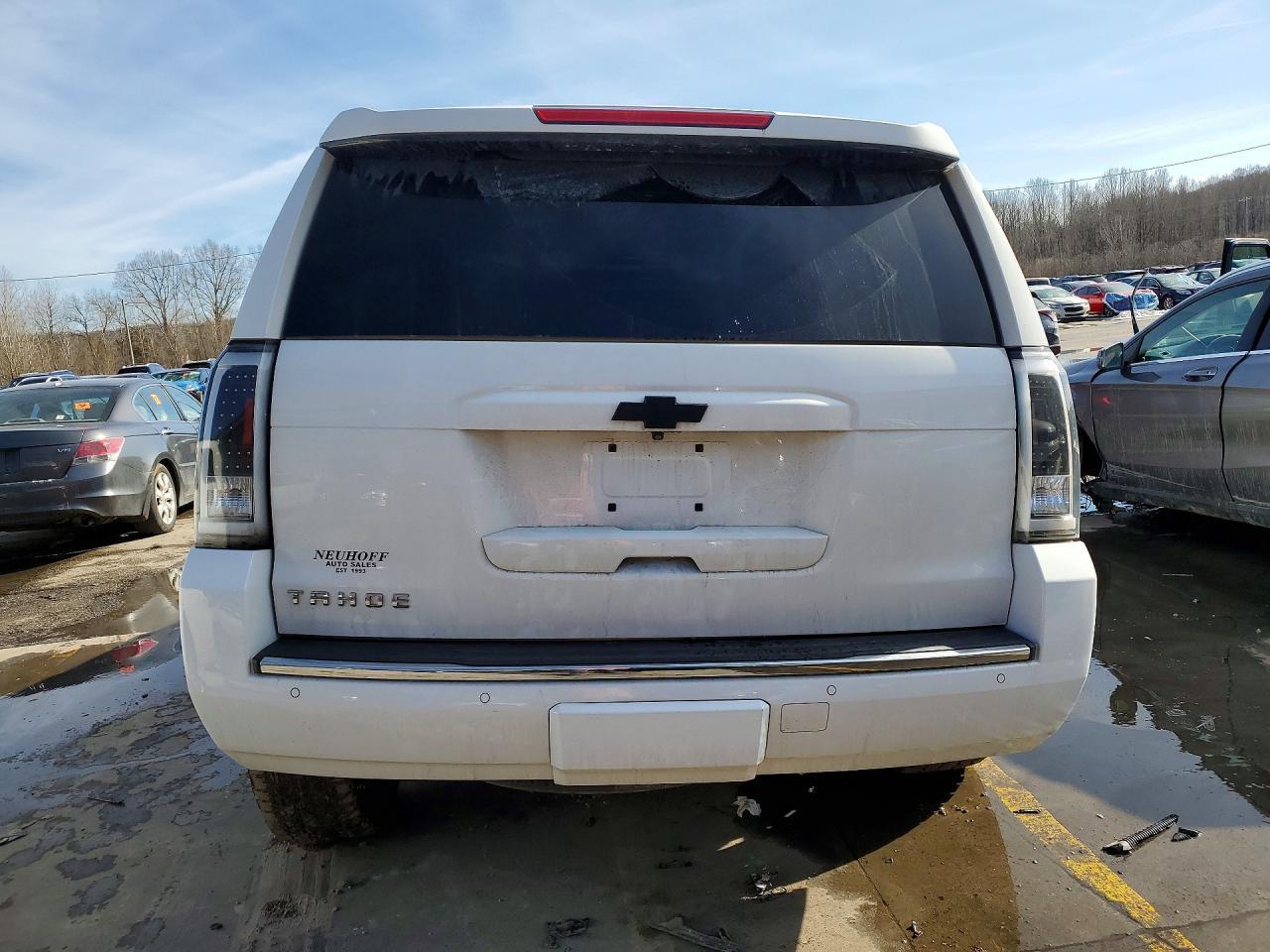 2016 CHEVROLET Tahoe