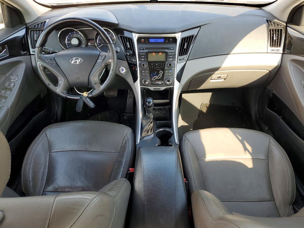 2013 HYUNDAI SONATA