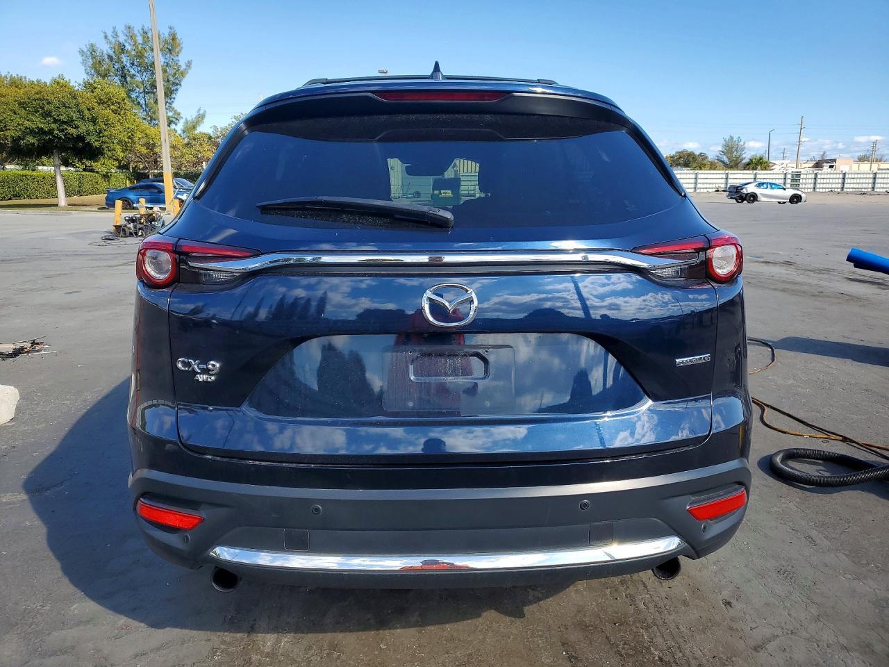 2022 MAZDA CX-9