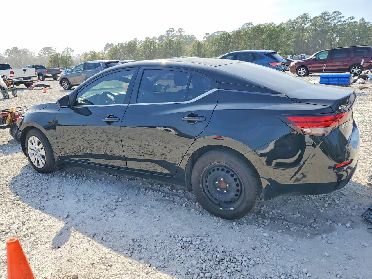 2025 NISSAN SENTRA