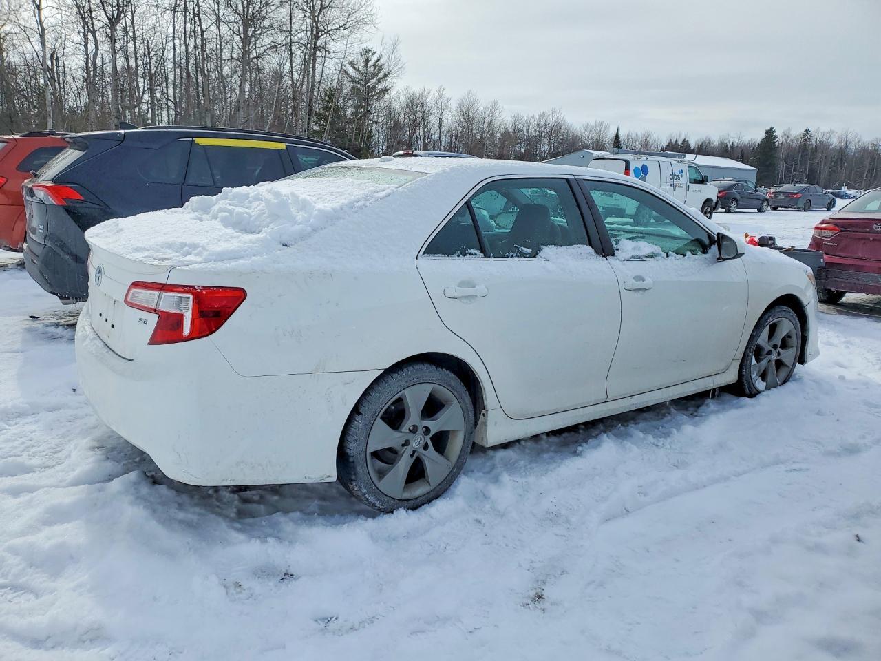 2014 TOYOTA CAMRY