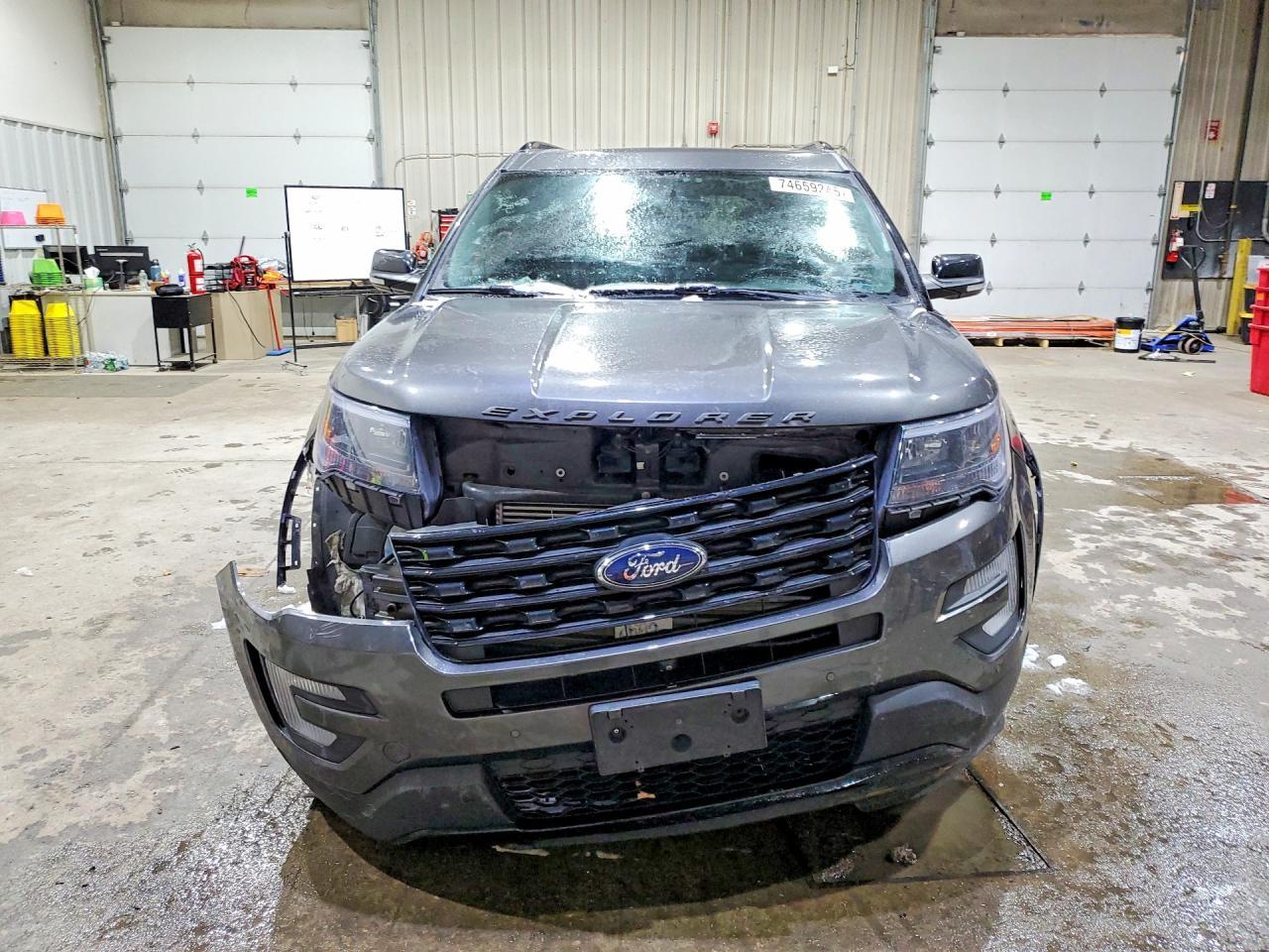 2017 FORD Explorer Sport Trac