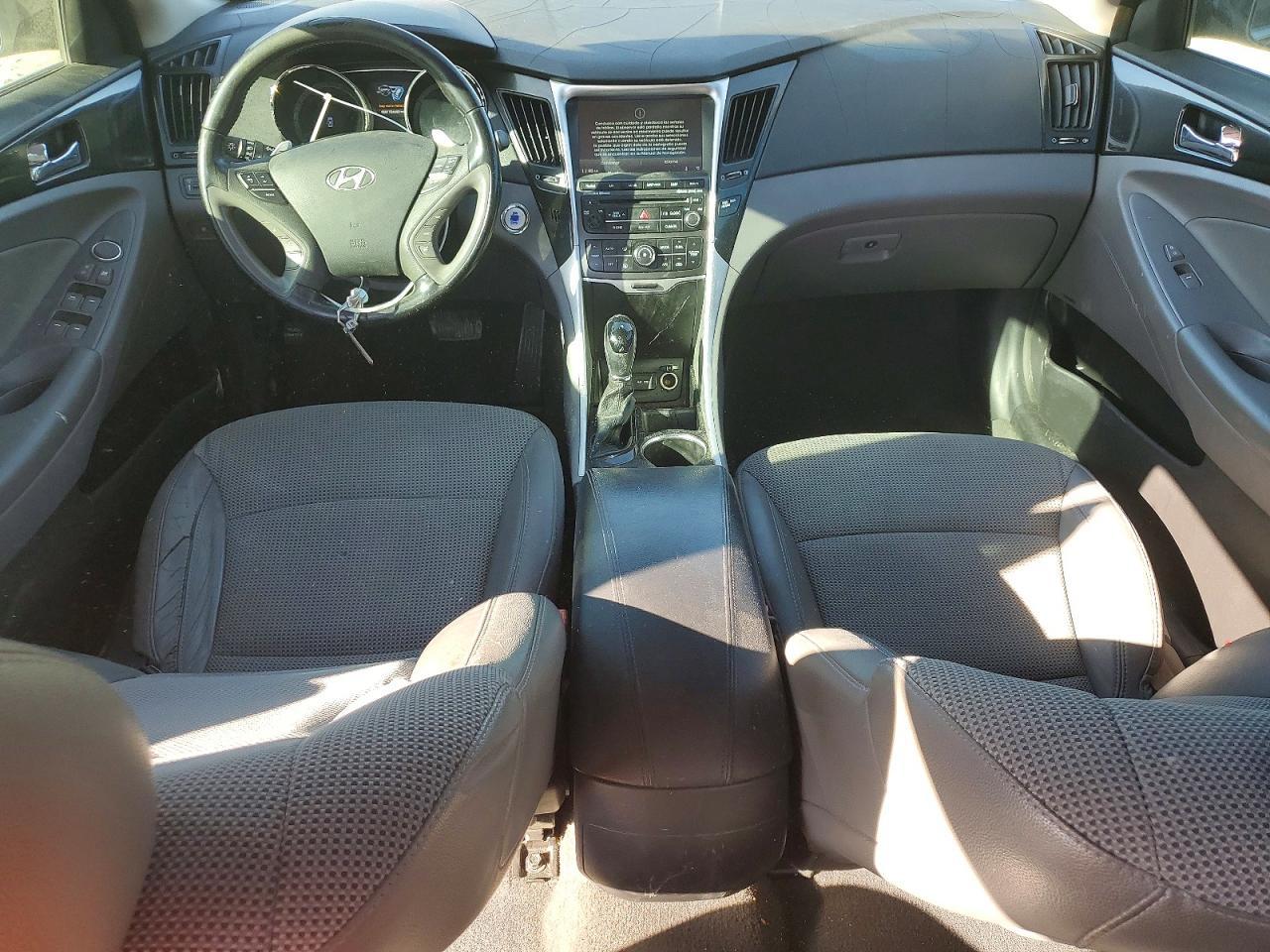 2014 HYUNDAI SONATA