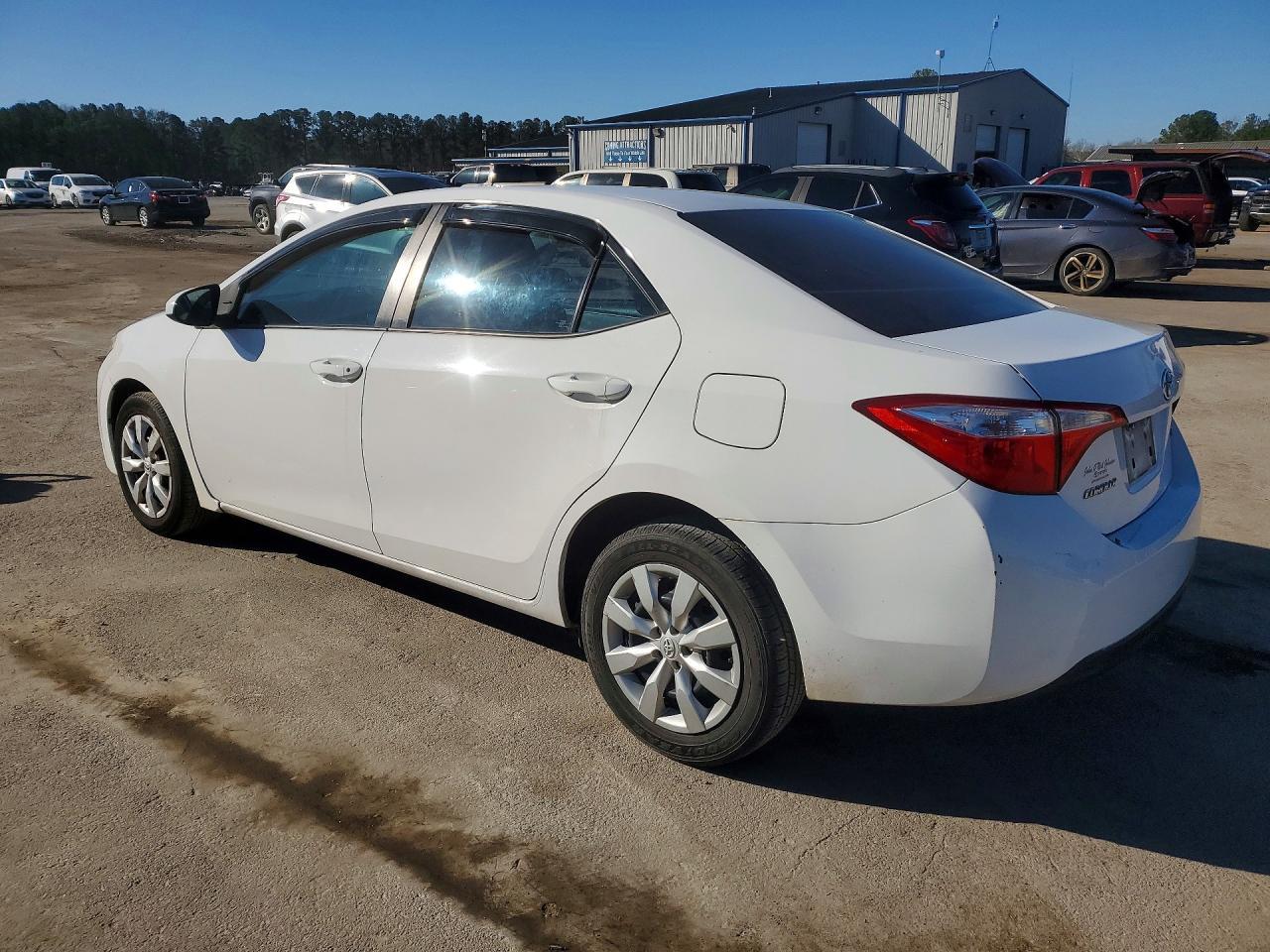 2015 TOYOTA COROLLA