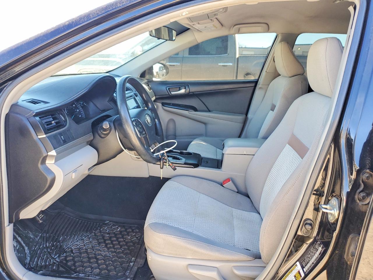 2014 TOYOTA CAMRY