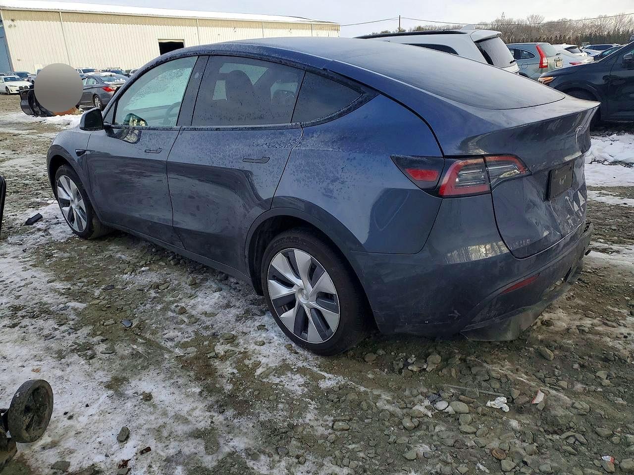 2023 TESLA MODEL Y