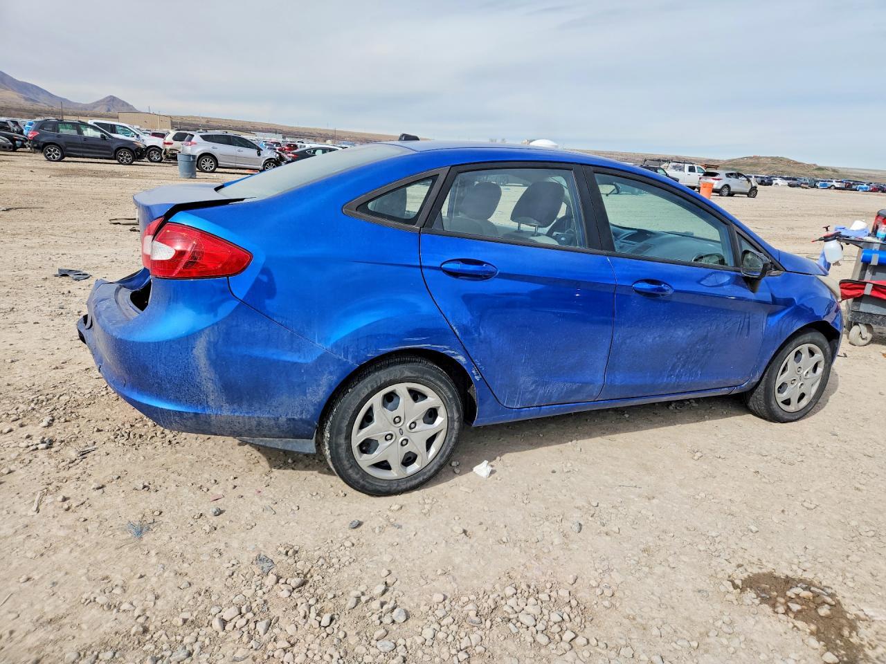 2011 FORD Fiesta