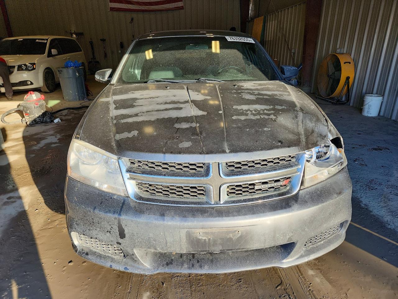 2013 DODGE Avenger
