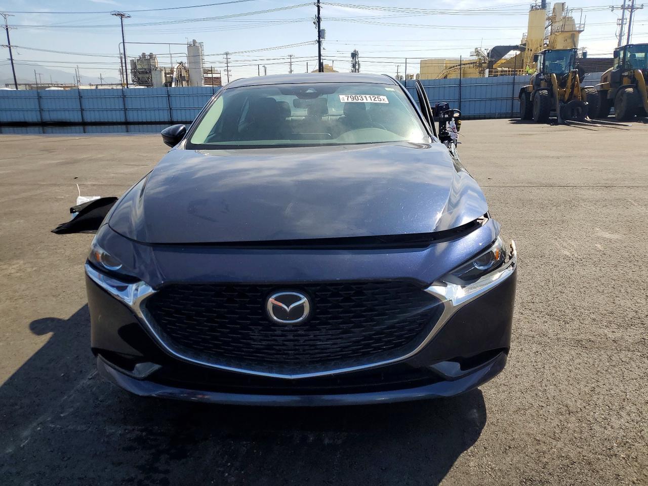 2020 MAZDA 3