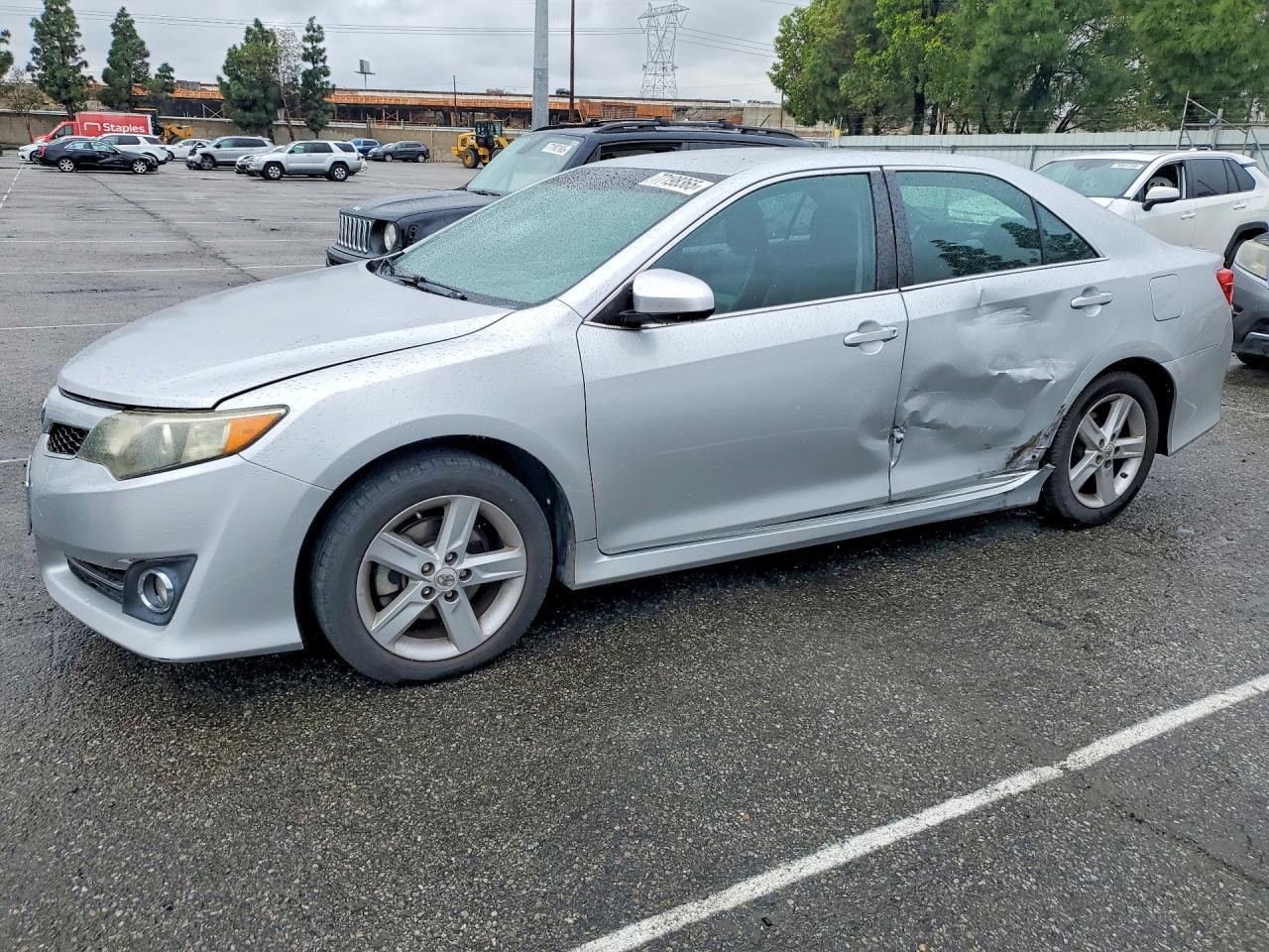 2012 TOYOTA CAMRY