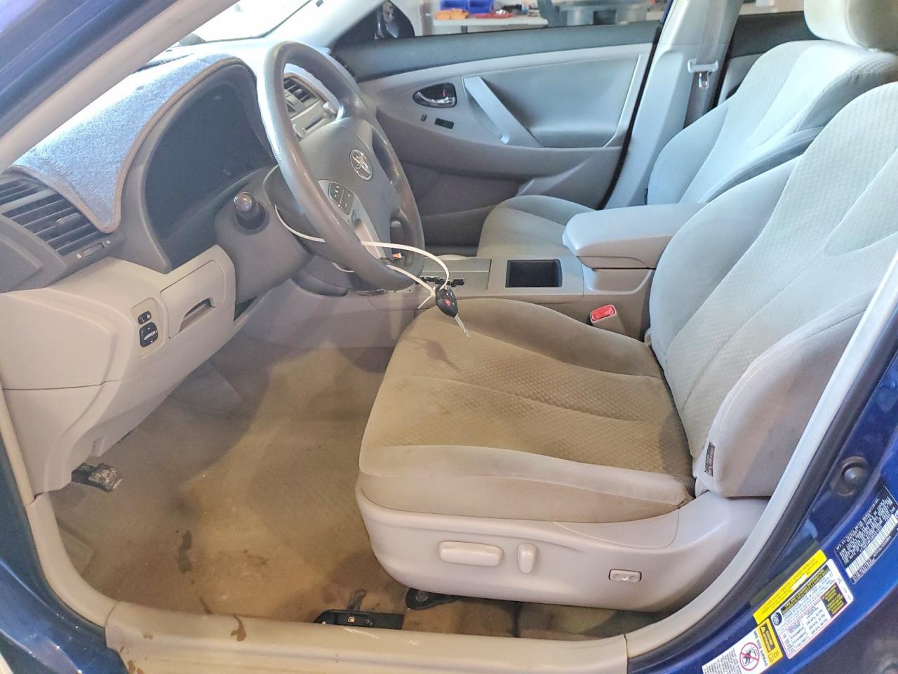 2009 TOYOTA CAMRY