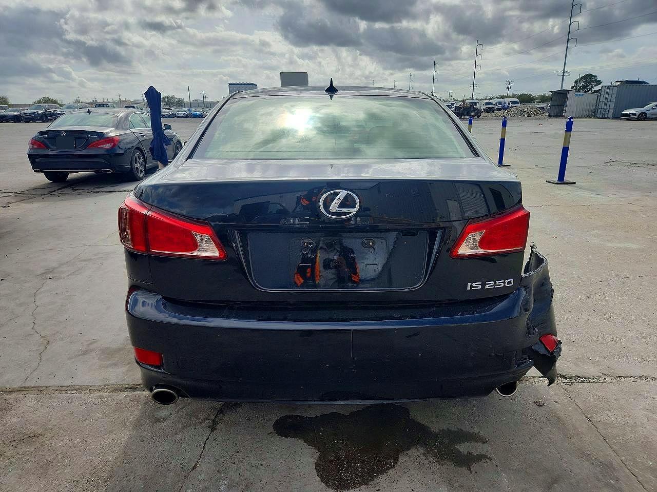 2013 LEXUS IS 250