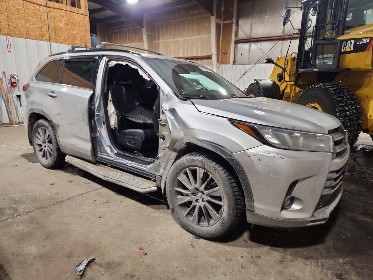 2019 TOYOTA HIGHLANDER