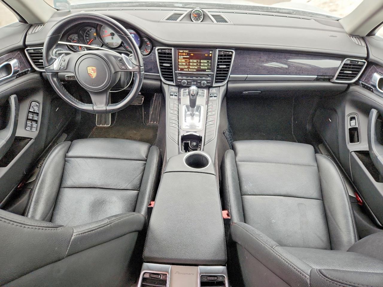 2014 PORSCHE Panamera