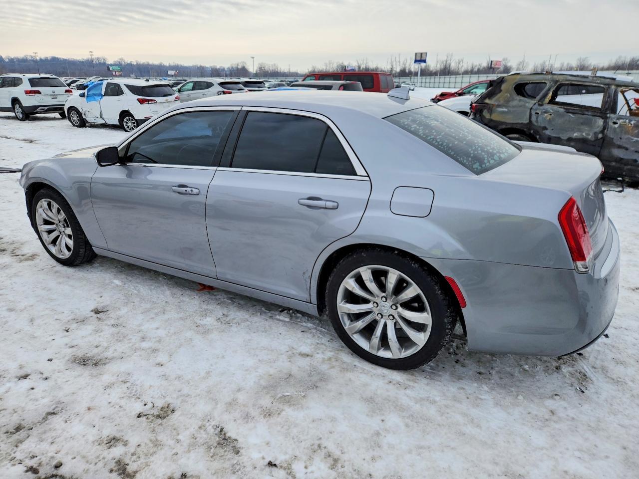 2018 CHRYSLER 300