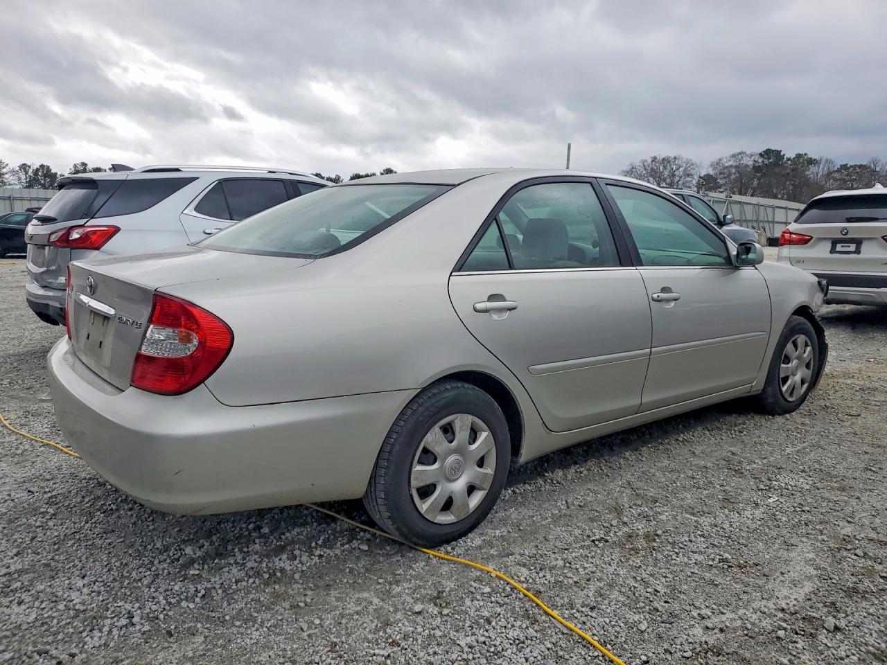 2004 TOYOTA CAMRY