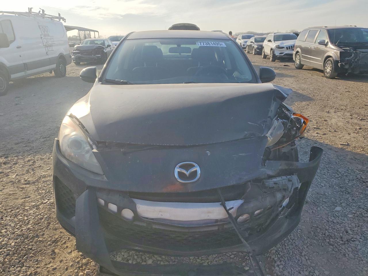2013 MAZDA 3