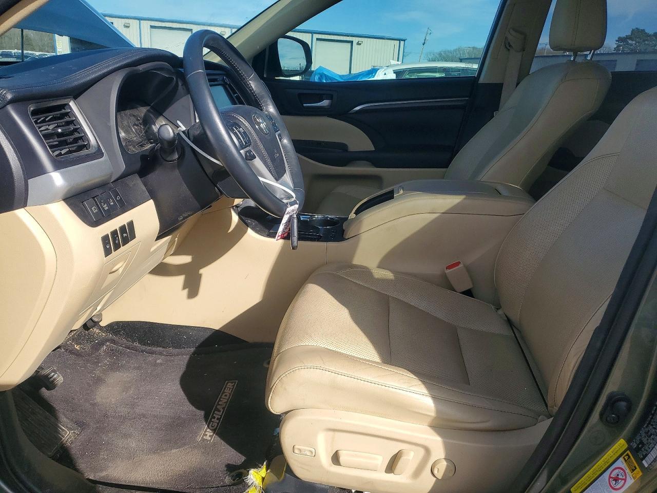 2014 TOYOTA HIGHLANDER