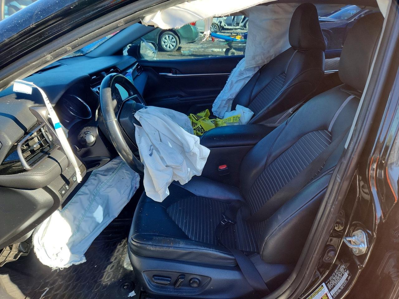 2019 TOYOTA CAMRY