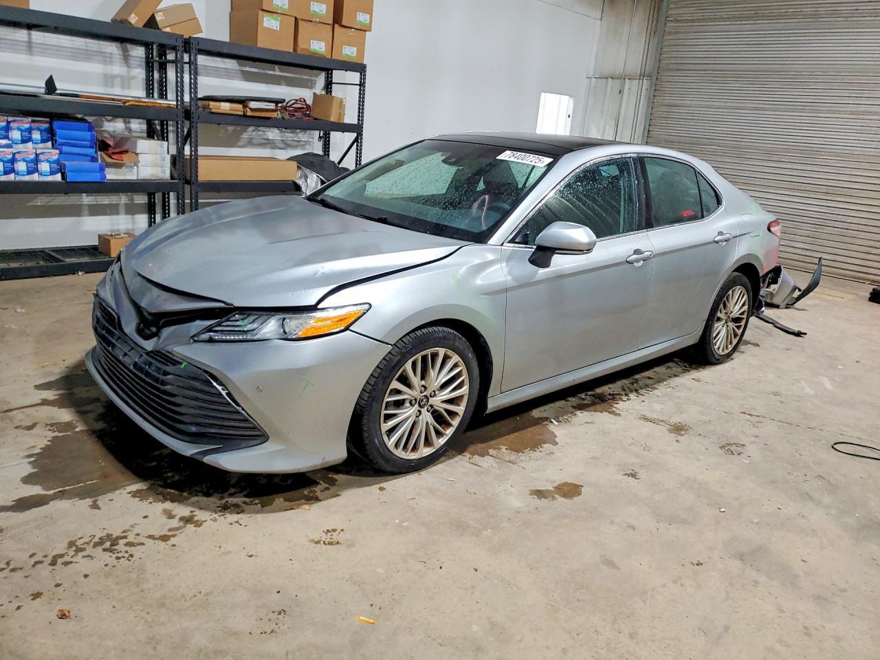 2018 TOYOTA CAMRY